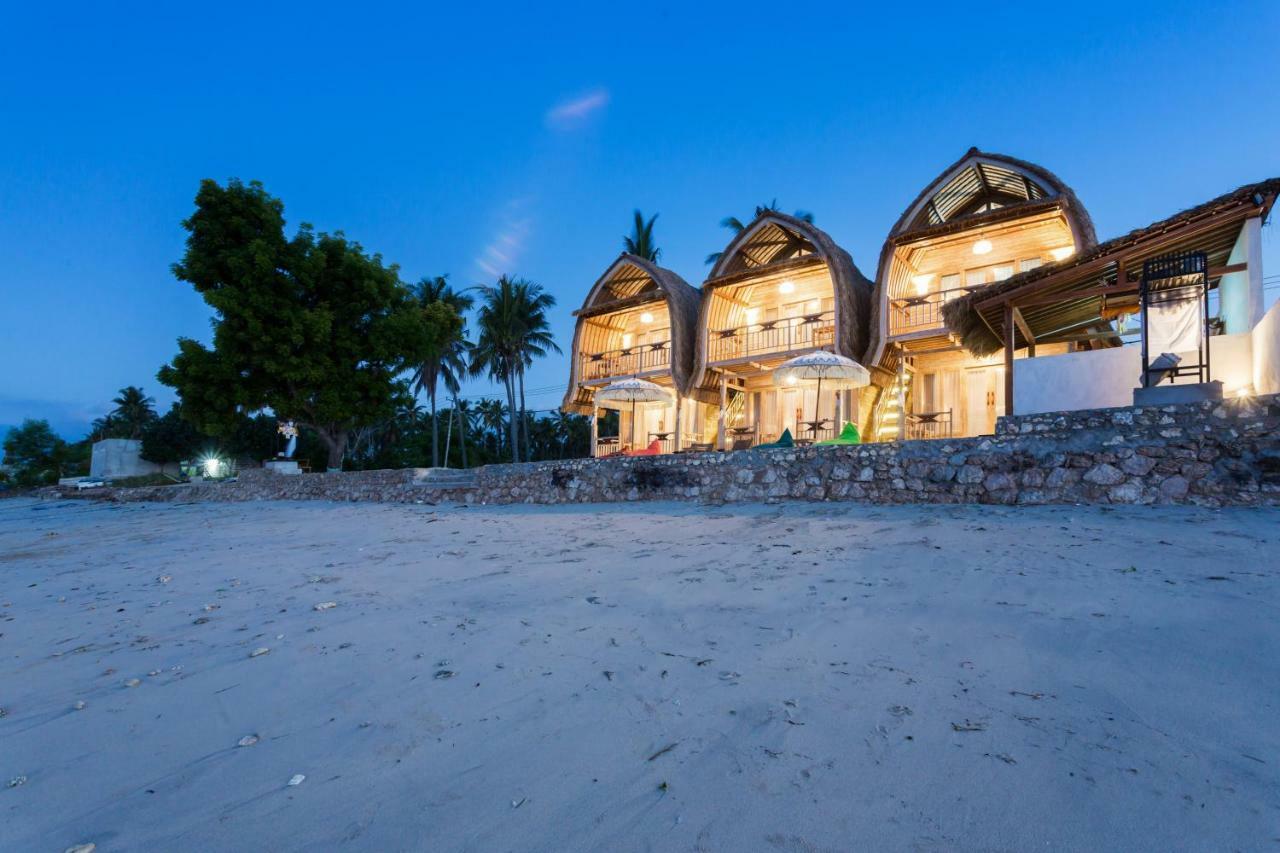 The Dewi Premier Nusa Penida Ped Exterior photo